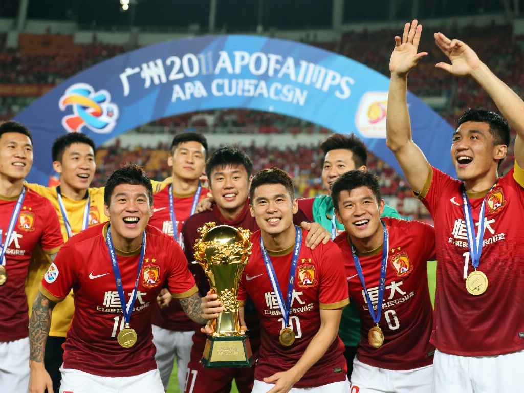 广州恒大的成功并非一蹴而就。2010年，恒大集团接